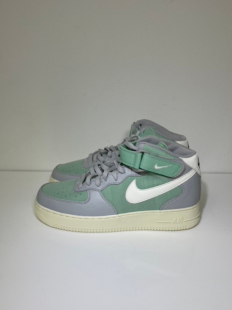 Nike Air Force 1 Mid '07 LX