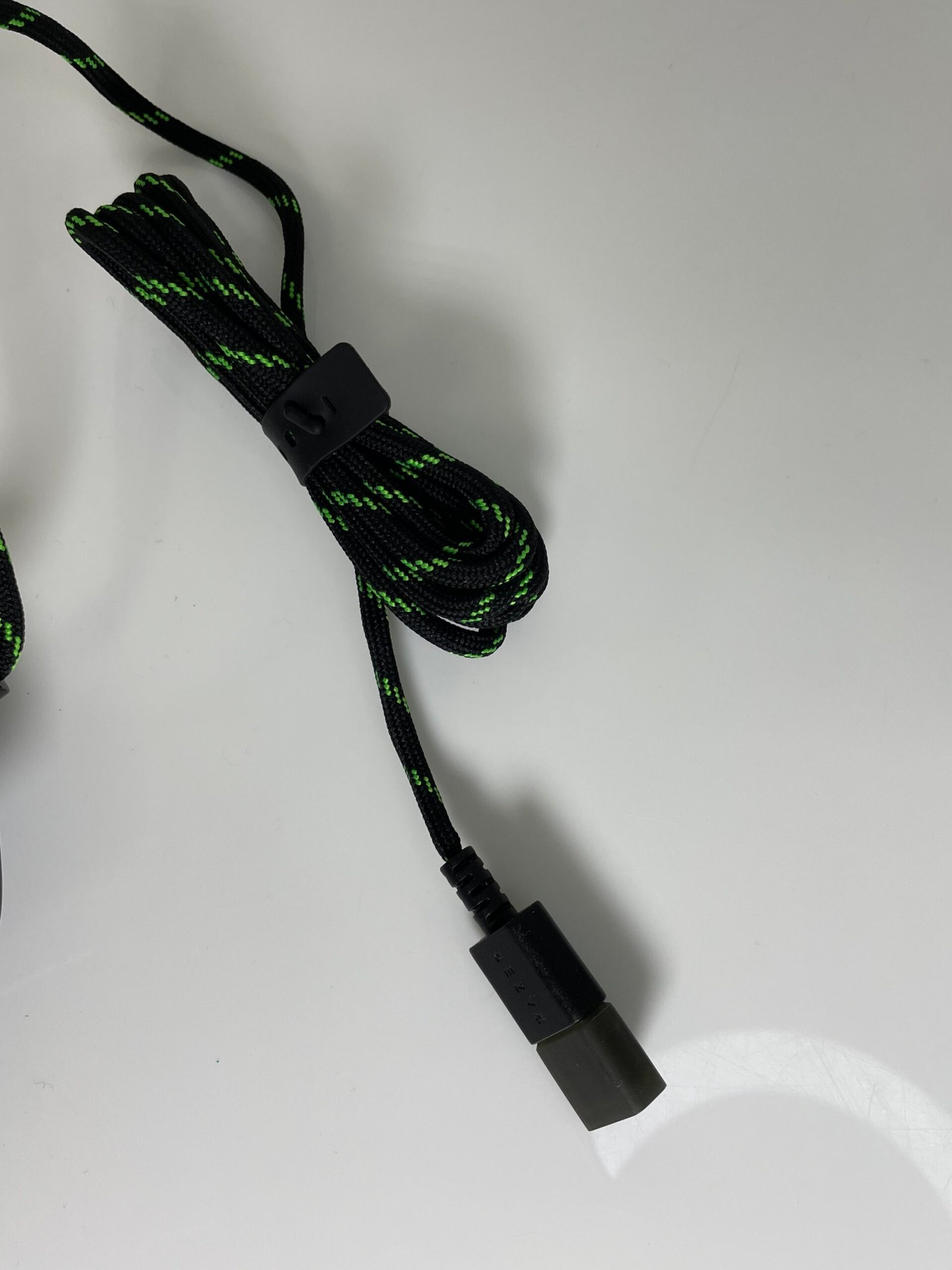 Mouse Gamer Razer DeathAdder V2 Wired - Imagem 3