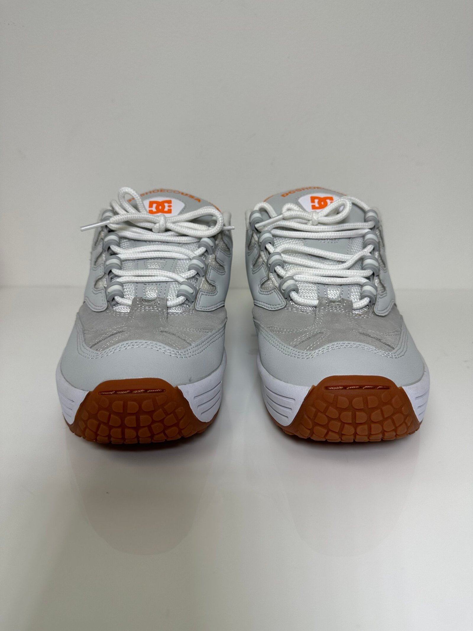 Tênis DC Lukoda Skate Inspired White / Orange - US 12 / BR 43 - Imagem 3