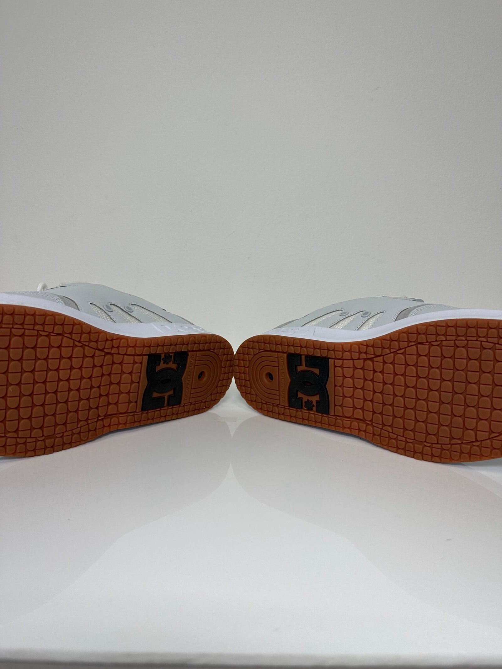Tênis DC Lukoda Skate Inspired White / Orange - US 12 / BR 43 - Imagem 5