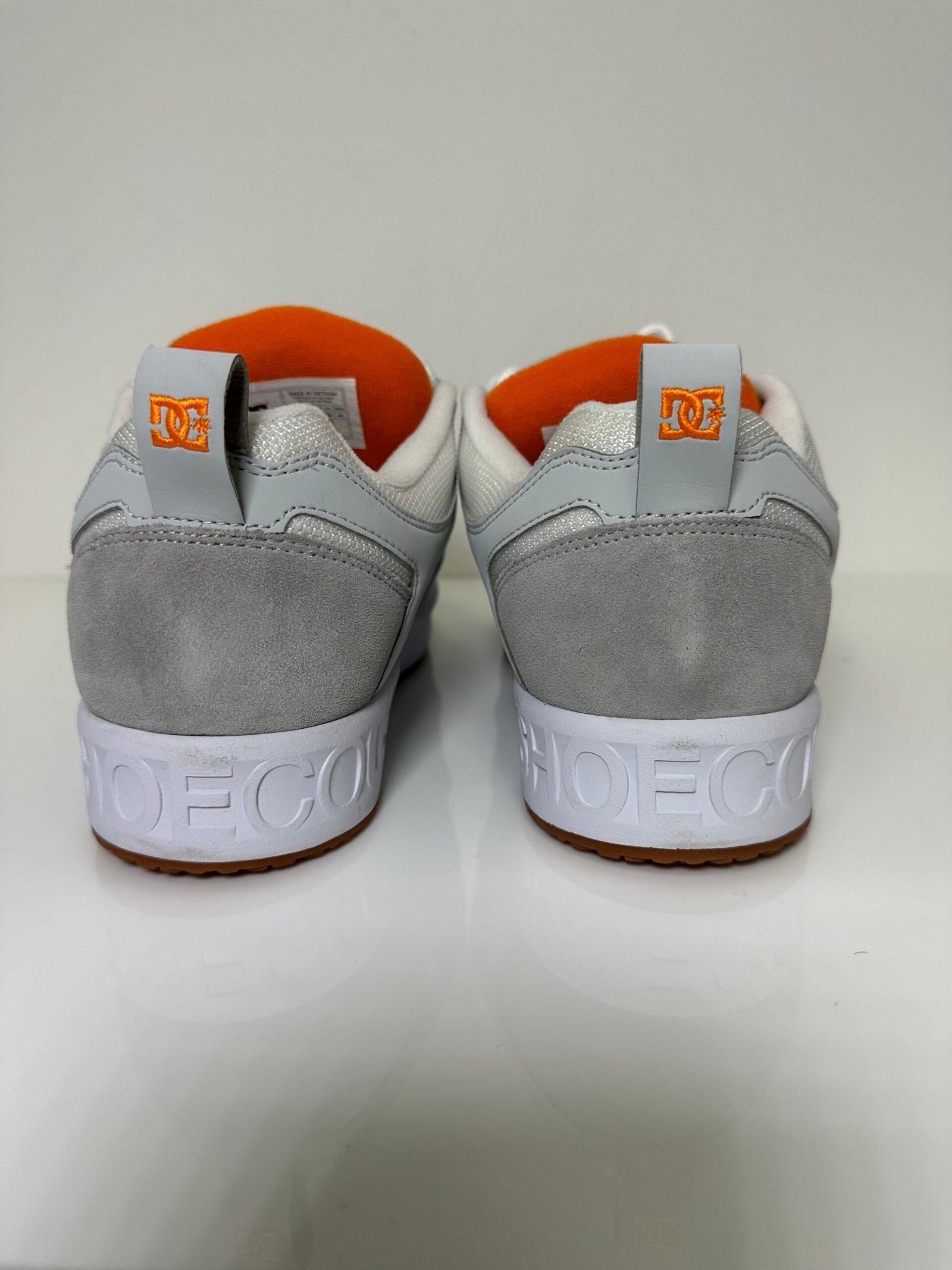 Tênis DC Lukoda Skate Inspired White / Orange - US 12 / BR 43 - Imagem 10