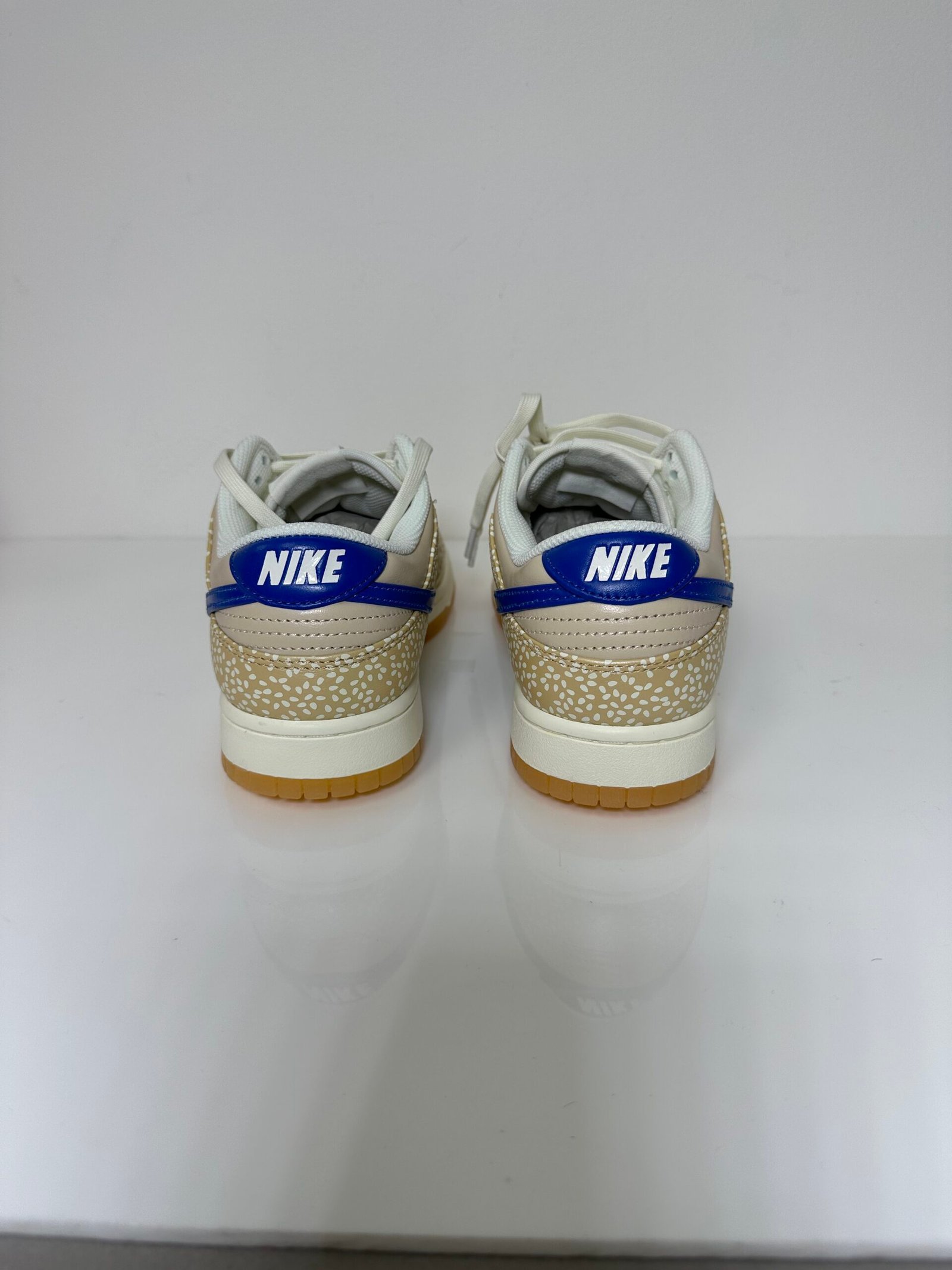 Tênis Nike Dunk Low PRM Masculino - Sesame / Blue Jay - US 9,5 / BR 41 - Imagem 8