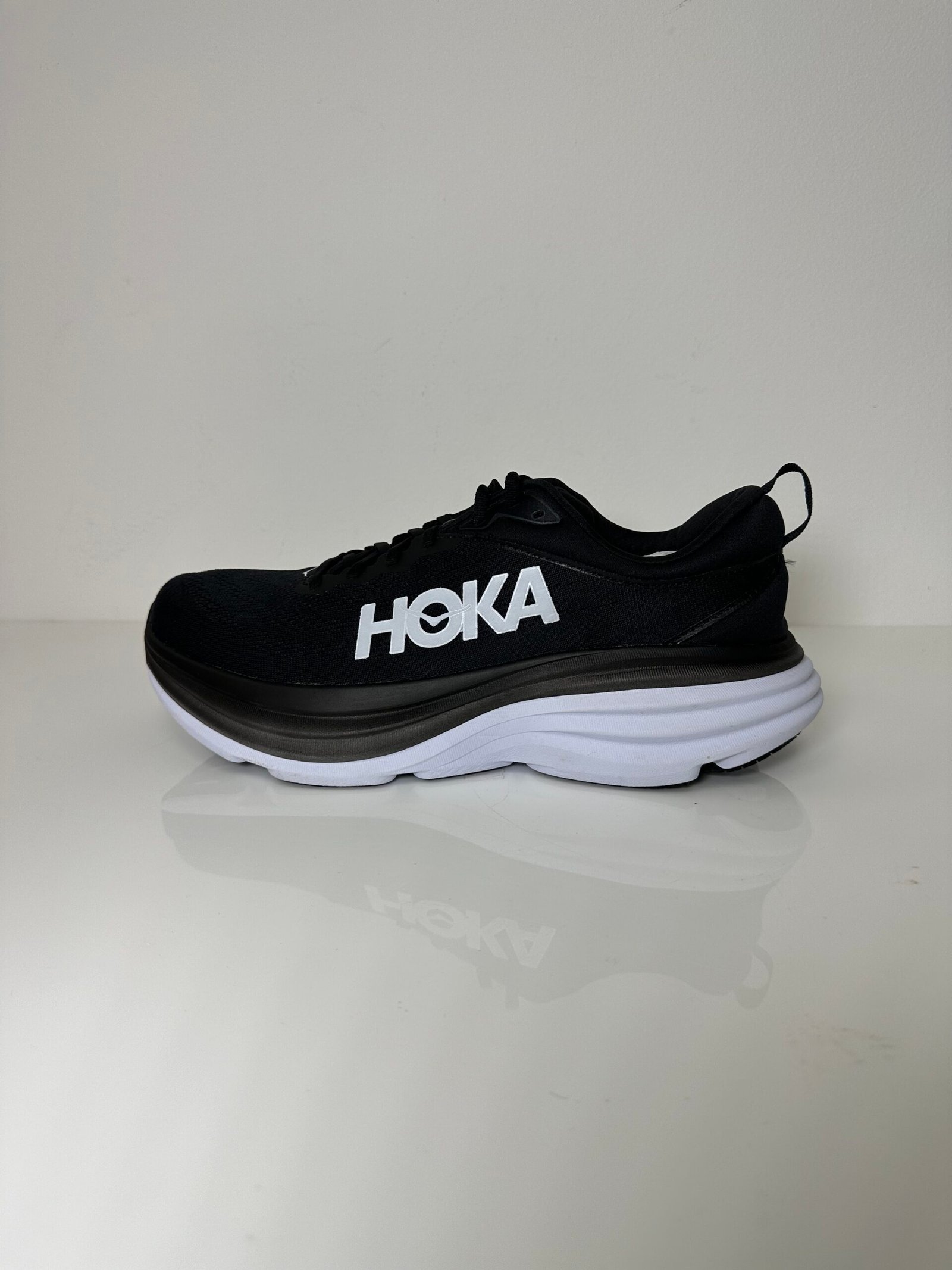 Tênis Hoka Bondi 8 Masculino - Black / White - US 11 / BR 43