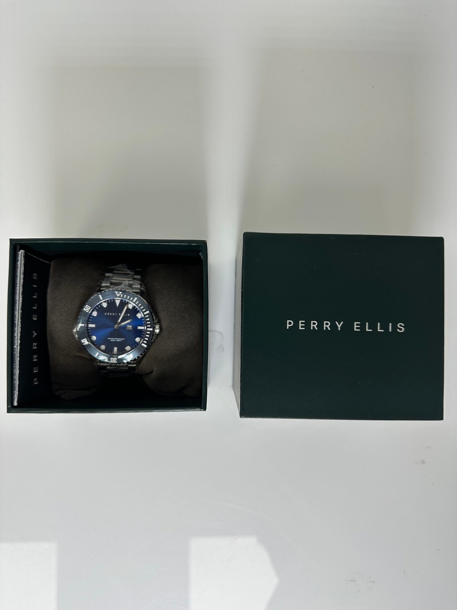 Relógio Perry Ellis Men’s Waterproof Deep Diver Quartz Luminous Watch