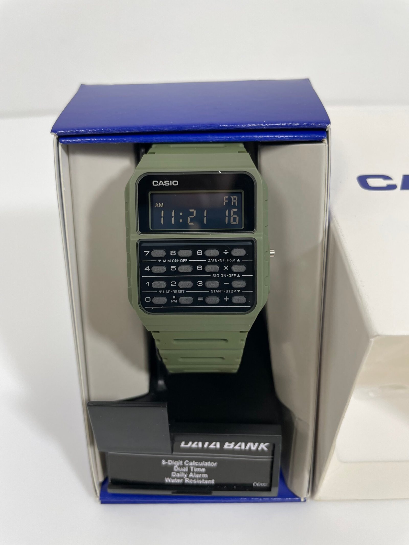 Relogio Casio CA53W Vintage Series | Data Bank | 1/100 SEC Stopwatch | Water Resistant | 8 Digit Calculator | Dual Time | Resin Band | Resin Case | Auto Calendar | Daily Alarm | 5 Year Battery - Imagem 3
