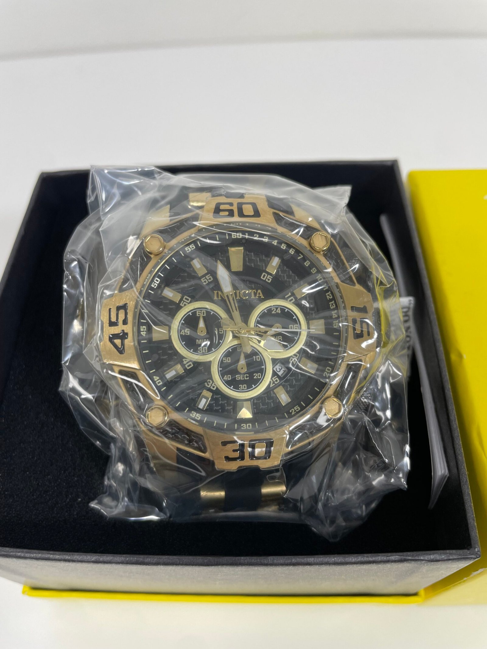 Relogio Invicta Pro Diver SCUBA Men's Watch - 52mm, Gold, Black (33837) - Imagem 2
