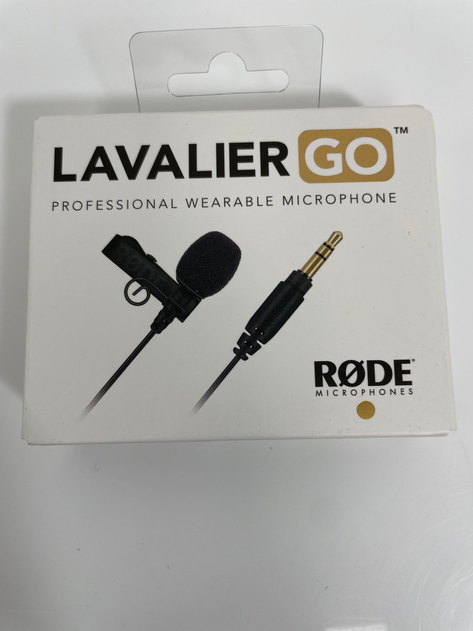 Movo LV1-USB Lavalier Microphone for Camera, Lapel for iPhone and Android Smartphones, Body Lav Mic, Clip On Microphone for 3.5mm, Shirt Lapel Mic for Phone, GoPro, Interview,
