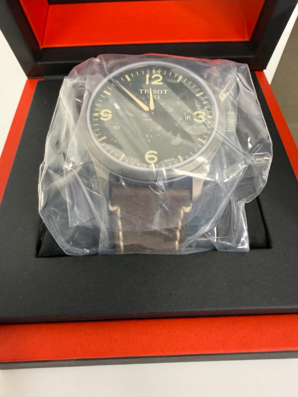 Relógio Tissot Gent XL Quartz Green Dial Brown Leather - Imagem 4