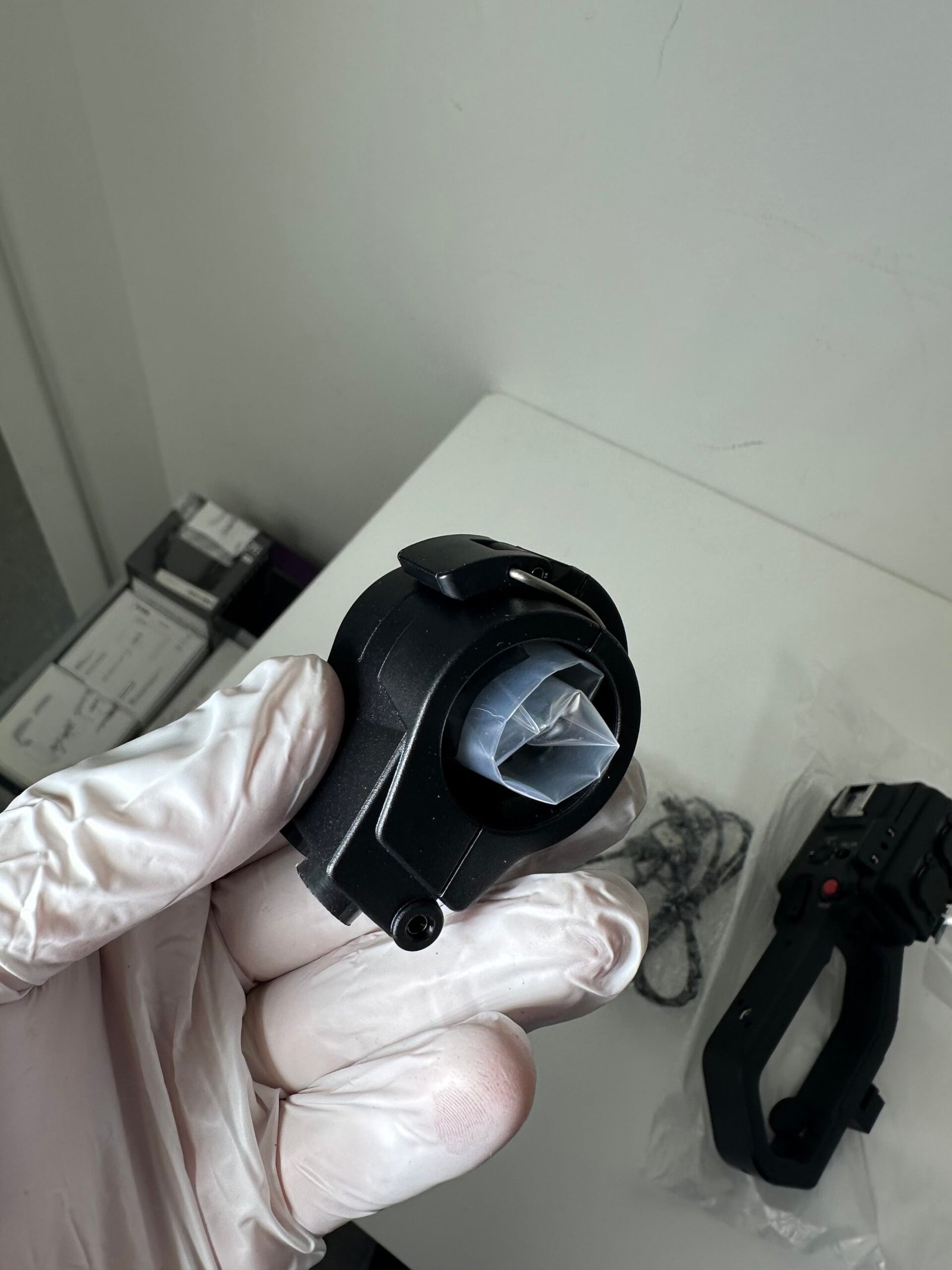 Panasonic VW‑HU1 Detachable Handle Unit l Empunhadura removível - Novo (Open Box) - Imagem 2