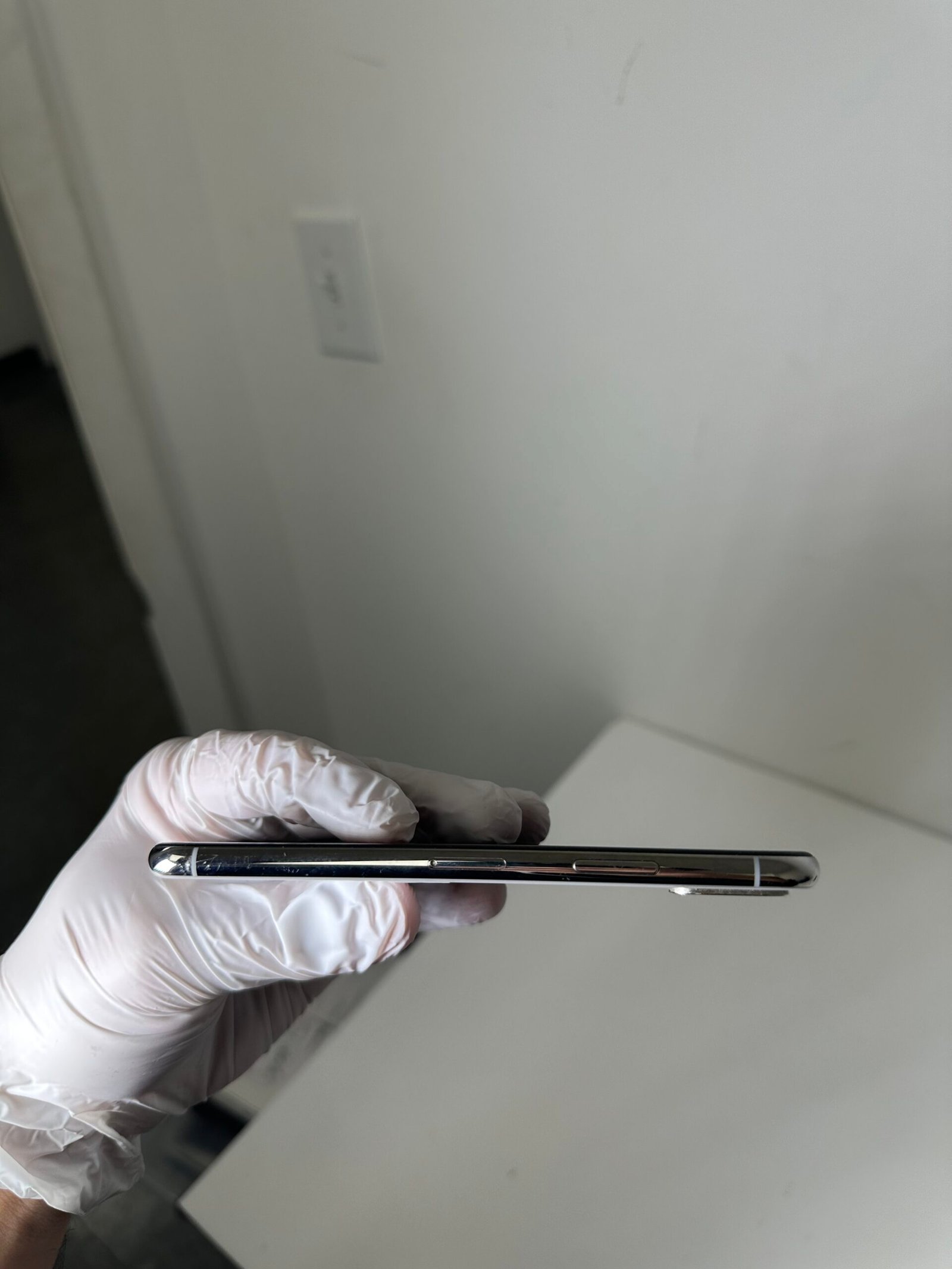 Iphone X 64Gb Silver - Condição: Boa (B+) - Imagem 2