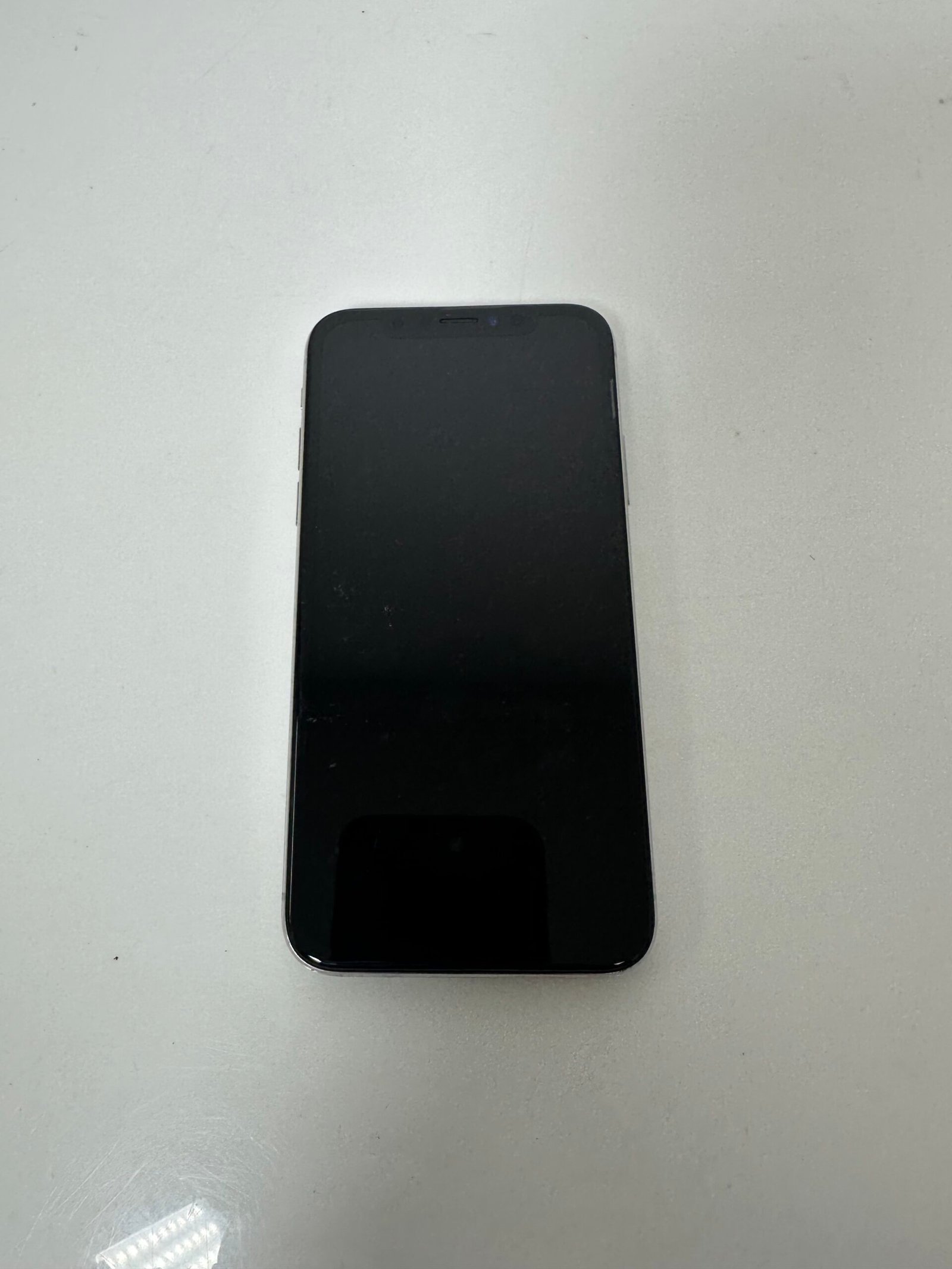 Iphone X 64Gb Silver - Condição: Regular (B) - Imagem 9