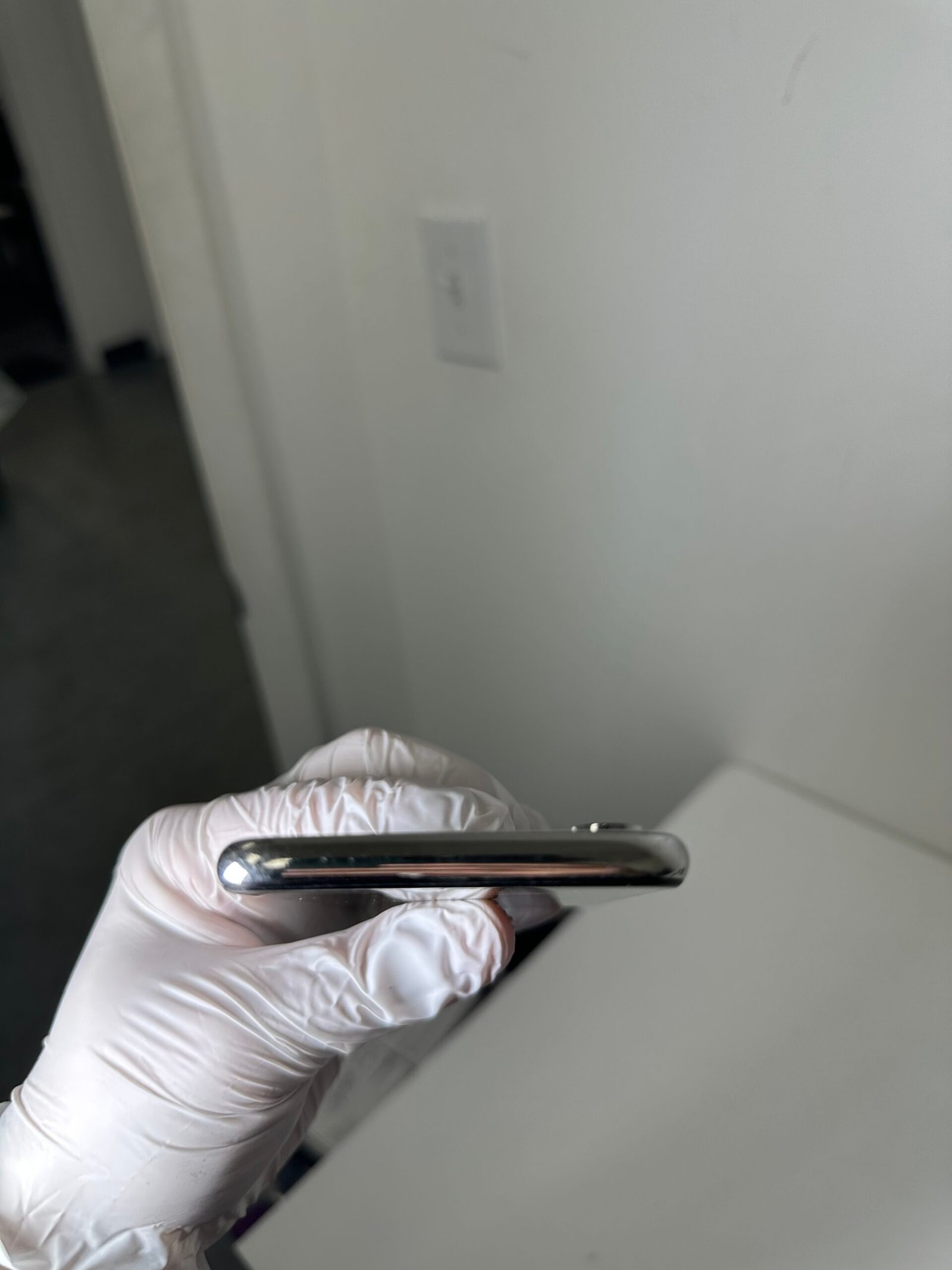 Iphone X 64Gb Silver - Condição: Regular (B) - Imagem 3