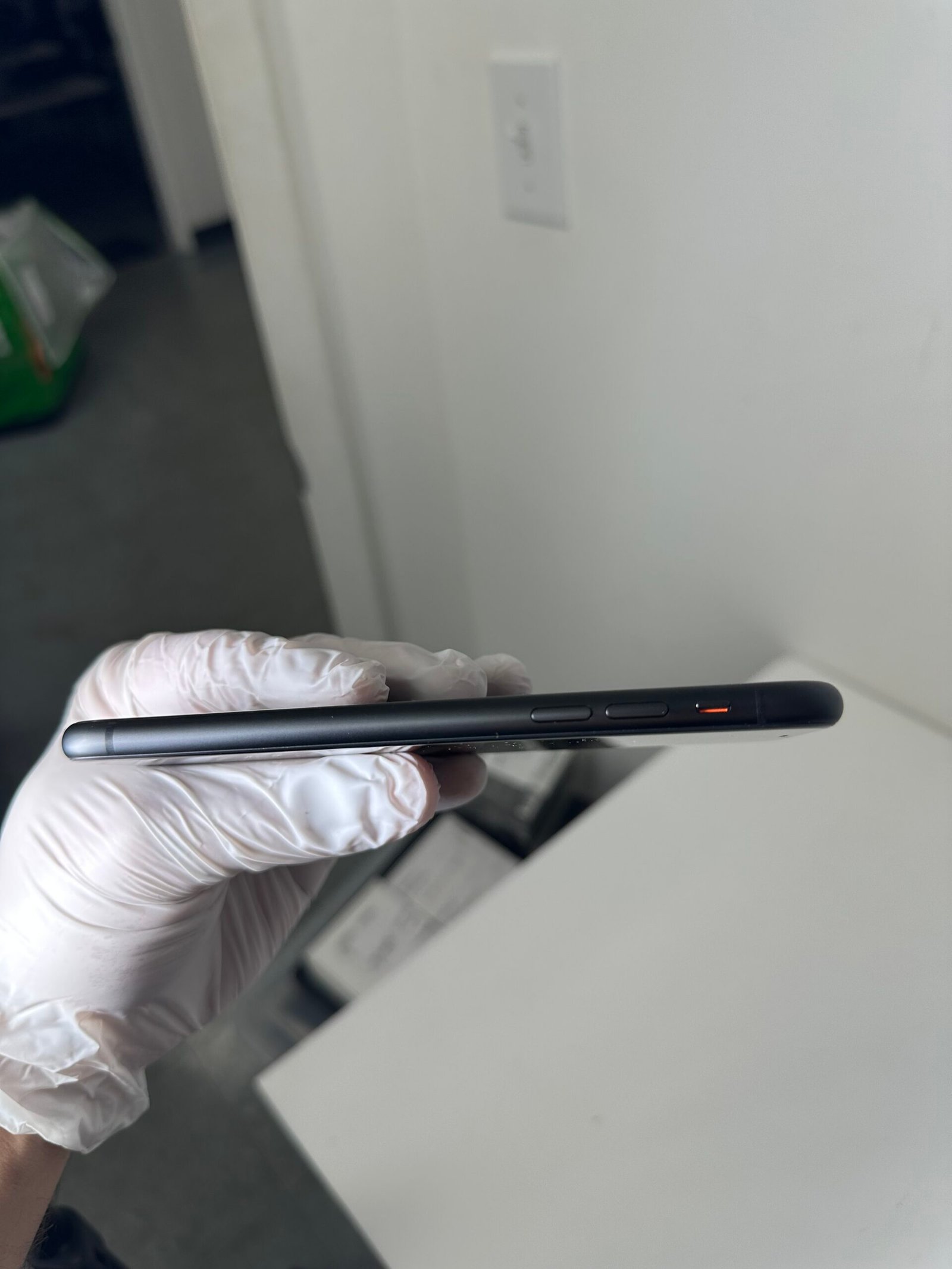 Iphone 11 64Gb Black - Condição: Excelente (A+) - Praticamente nunca usado! - Imagem 2