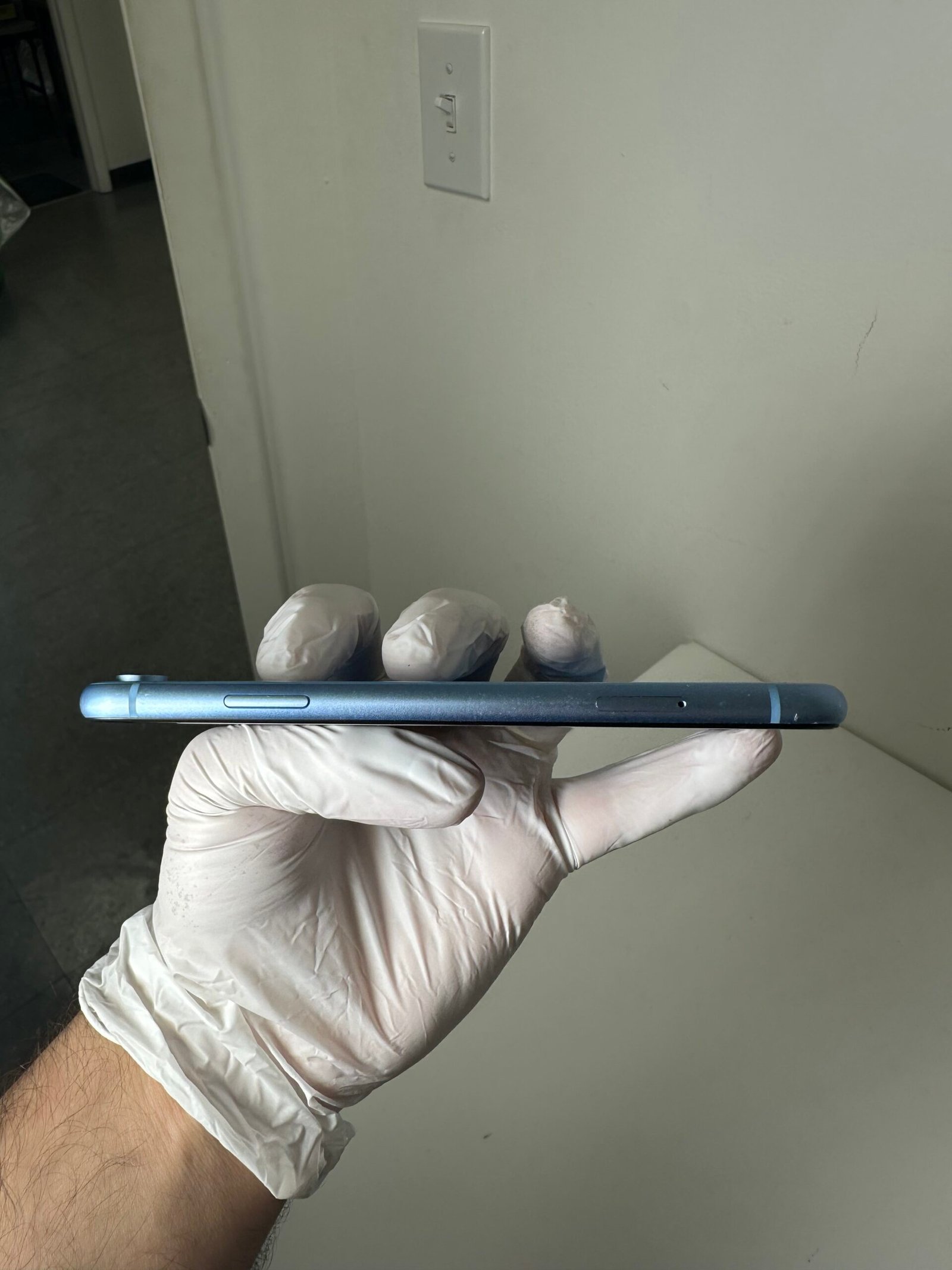 Iphone XR 64Gb Blue - Condição: Regular (B) - Imagem 4
