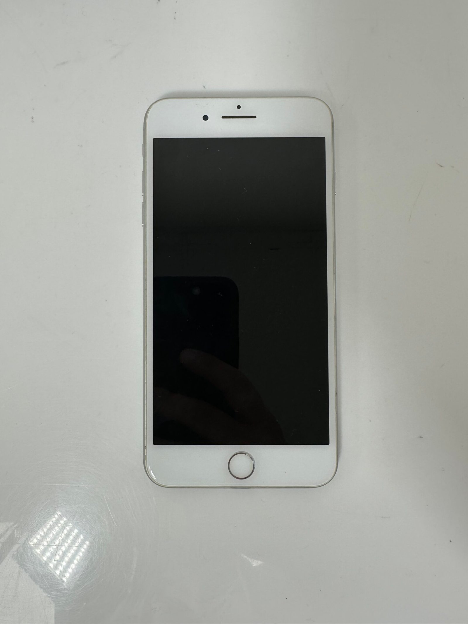 Iphone 8 Plus 64Gb Silver - Condição: Ótima (A) - Imagem 2