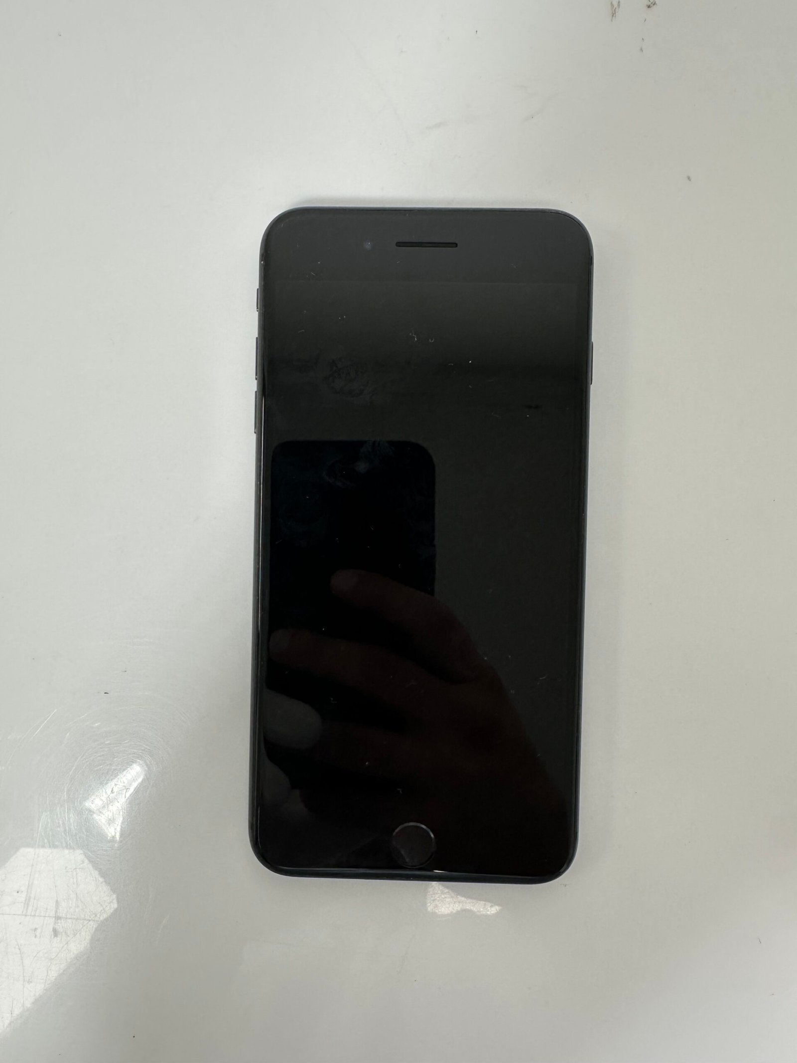 Iphone 8 Plus 64Gb Space Grey - Condição: Boa (B+) - Imagem 2