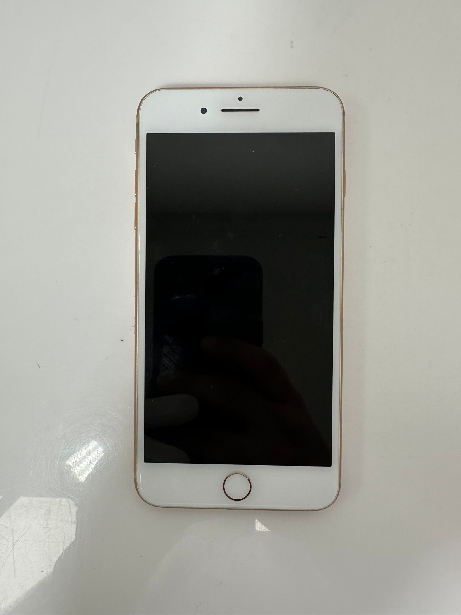 Iphone 8 Plus 64Gb Gold - Condição: Boa (B+) - Imagem 2
