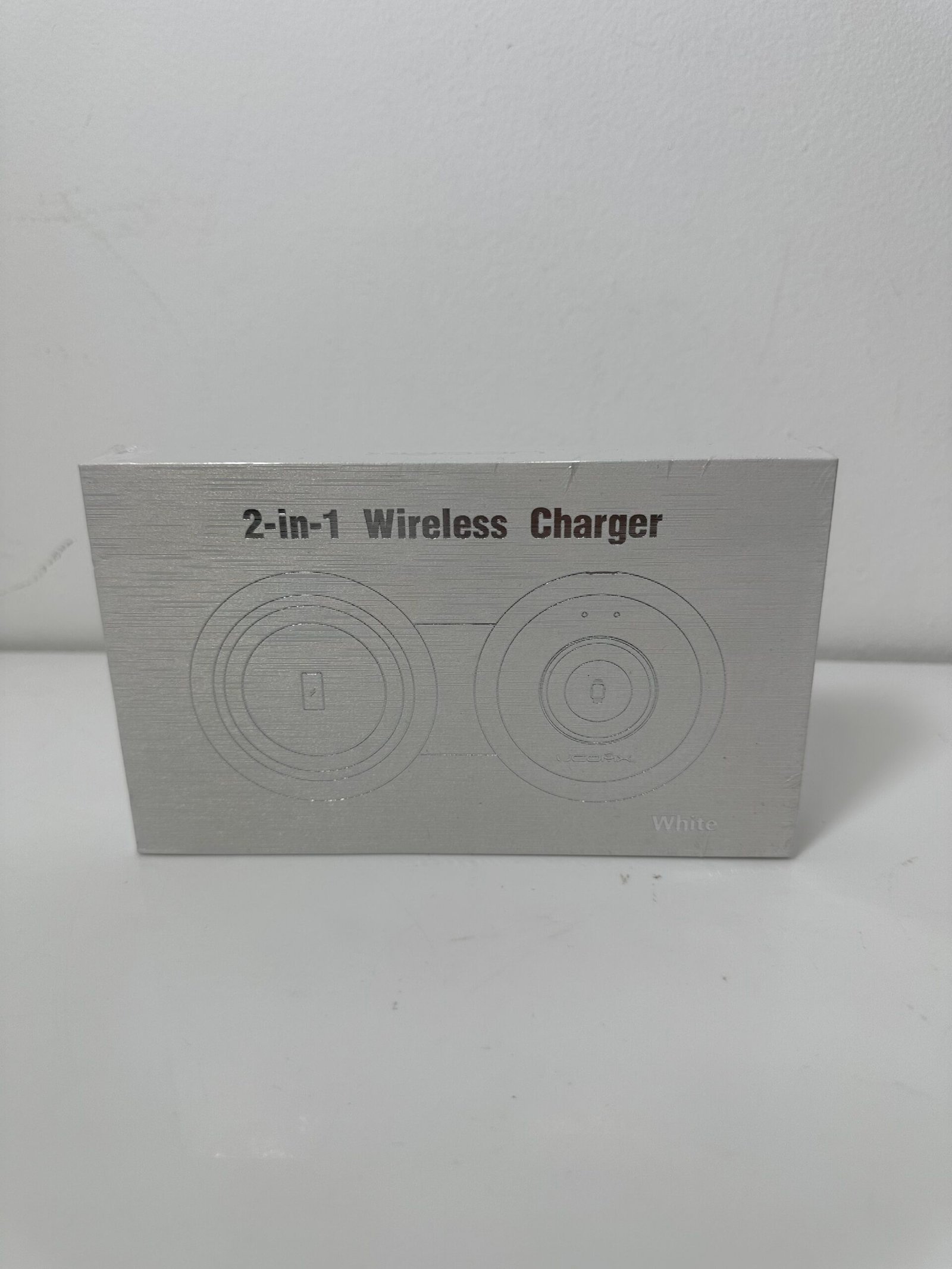 2-in-1 Wireless Charger - White - UCOMX - Novo (na caixa)
