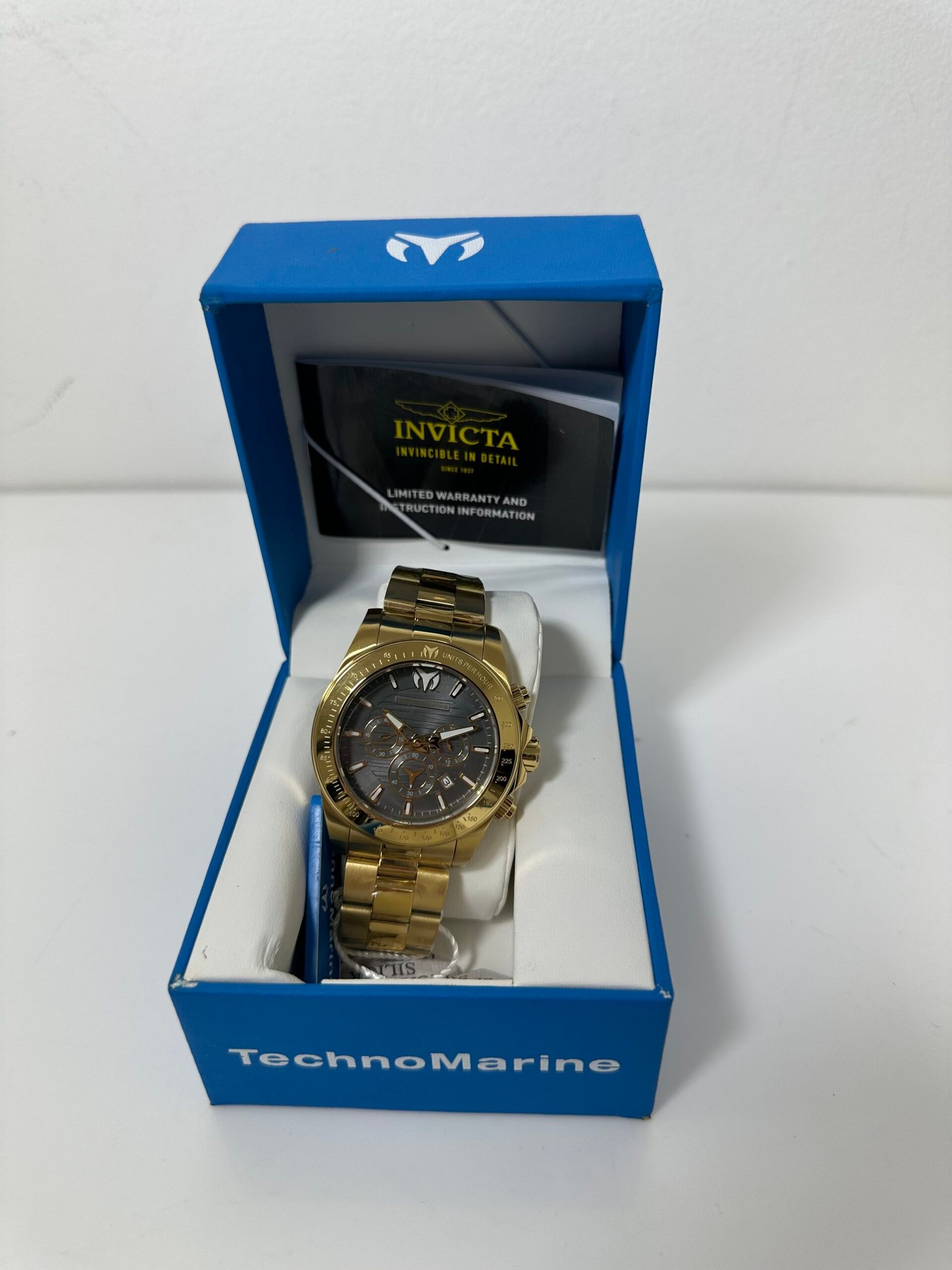 TechnoMarine Men's (TM-220133) Analog Quartz Watch - 47mm - Gold and Black - Imagem 2