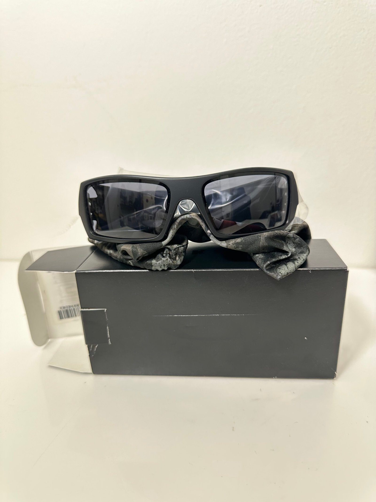 Oakley Gascan OO9014 Rectangular Sunglasses - Matte Black