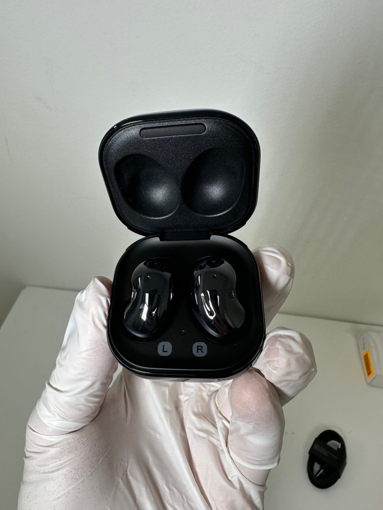 Samsung Sound Earbuds By AKG - Novo (No box)