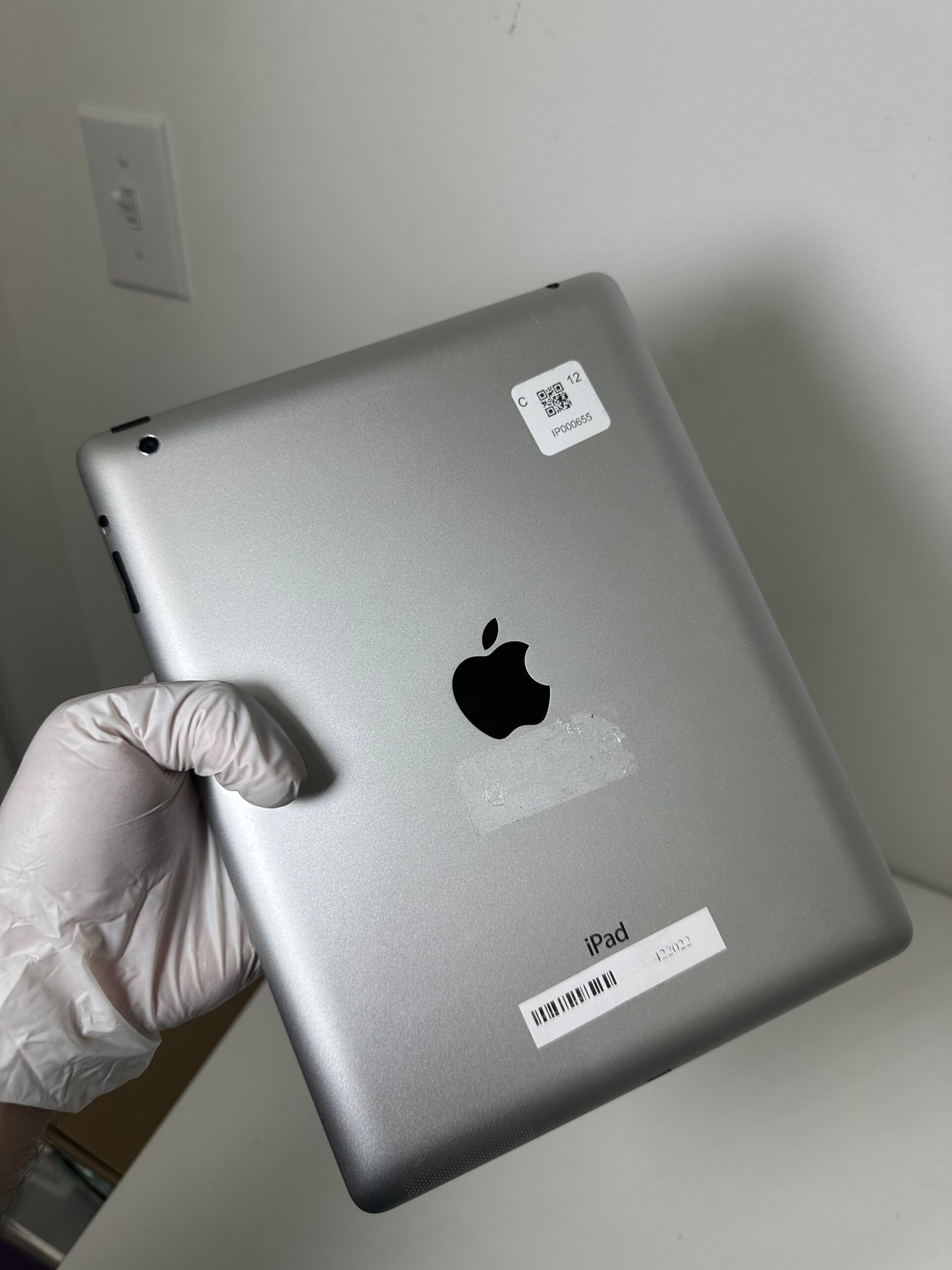 Apple iPad (4th Generation) 16GB Silver - Condição: Ótima (A)* - Imagem 4