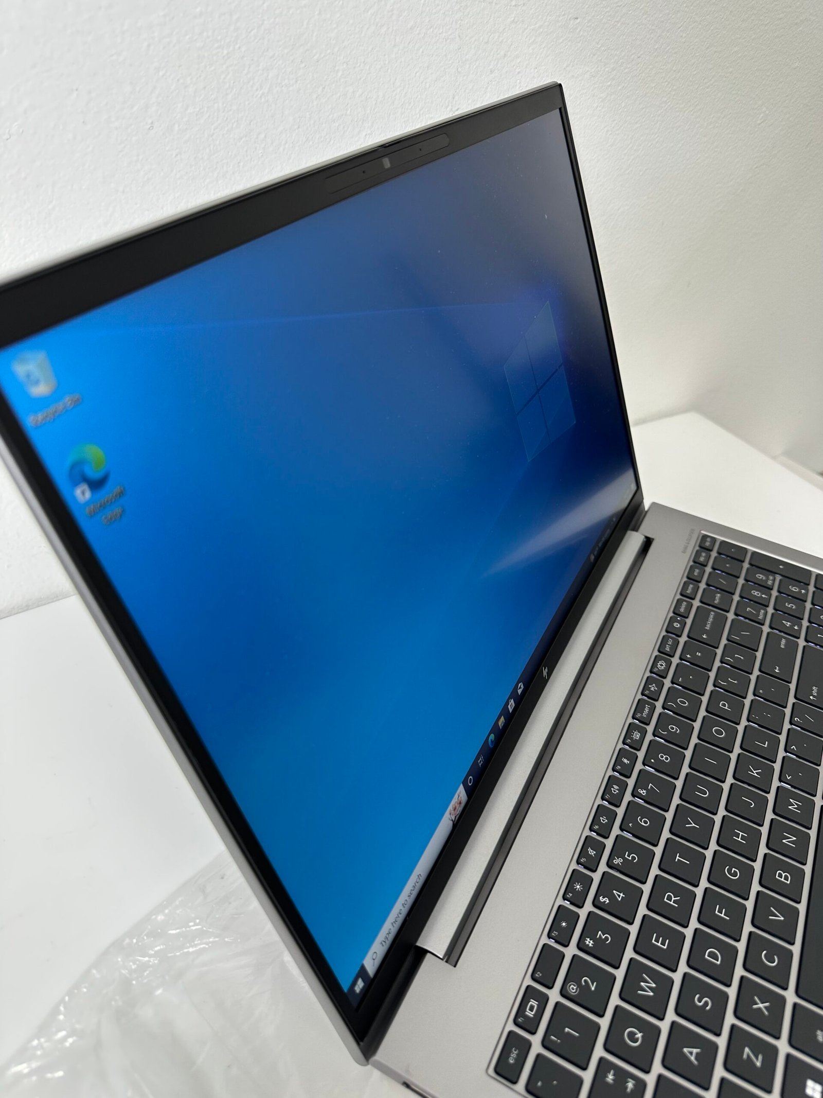 HP ZBook Firefly Intel Core i7 13ª geração 32 GB RAM - SSD ~256 GB - Condição: Excelente (A+)