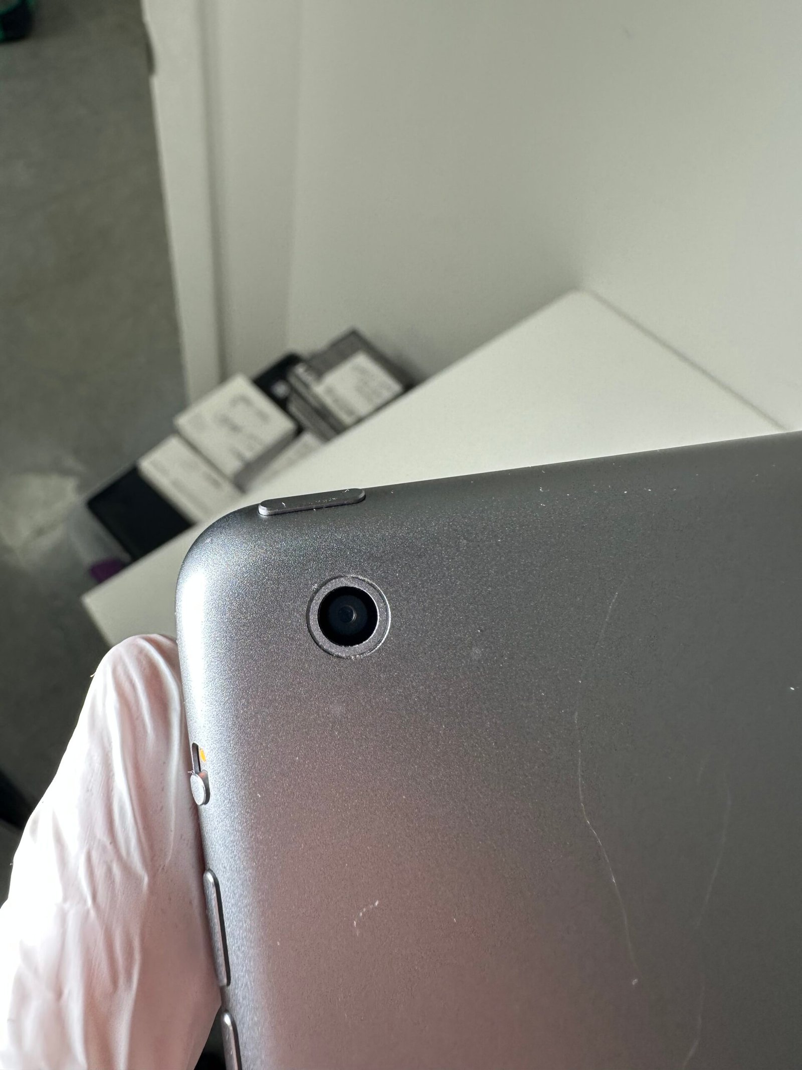 Apple iPad Air 32GB Silver - Condição: Ótima (A)* - Imagem 6