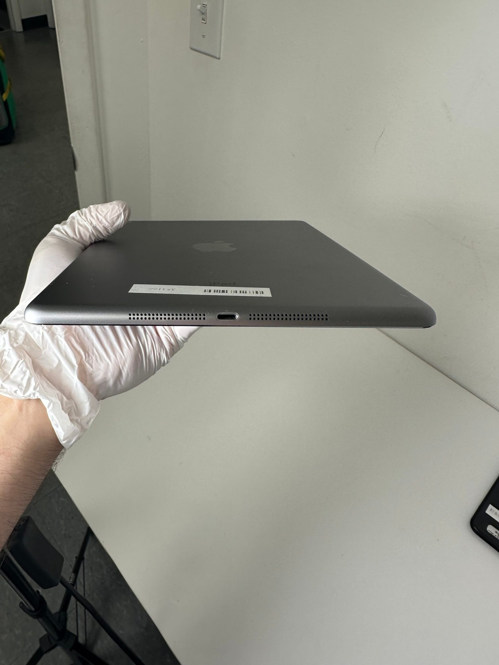 Apple iPad Air 32GB Silver - Condição: Ótima (A)* - Imagem 5