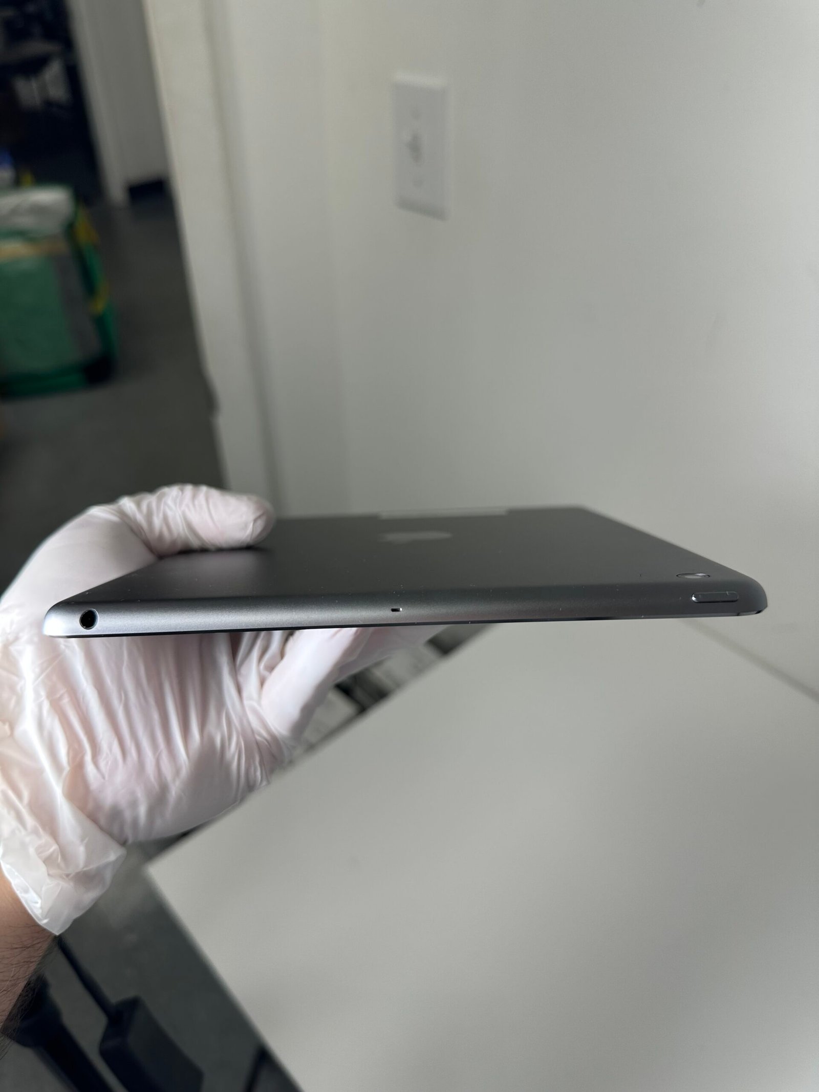 Apple iPad Air 32GB Silver - Condição: Ótima (A)* - Imagem 3