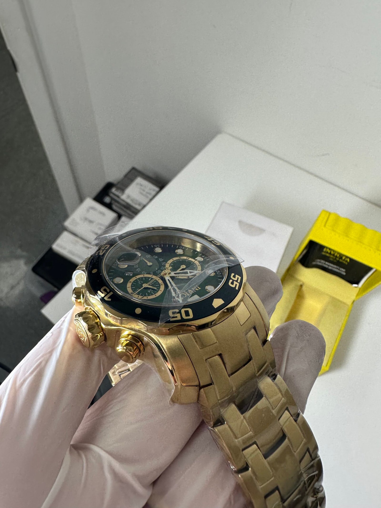 Invicta Pro Diver SCUBA Model (0075) - Men's Watch - 48mm, Gold - Novo (na caixa) - Imagem 3