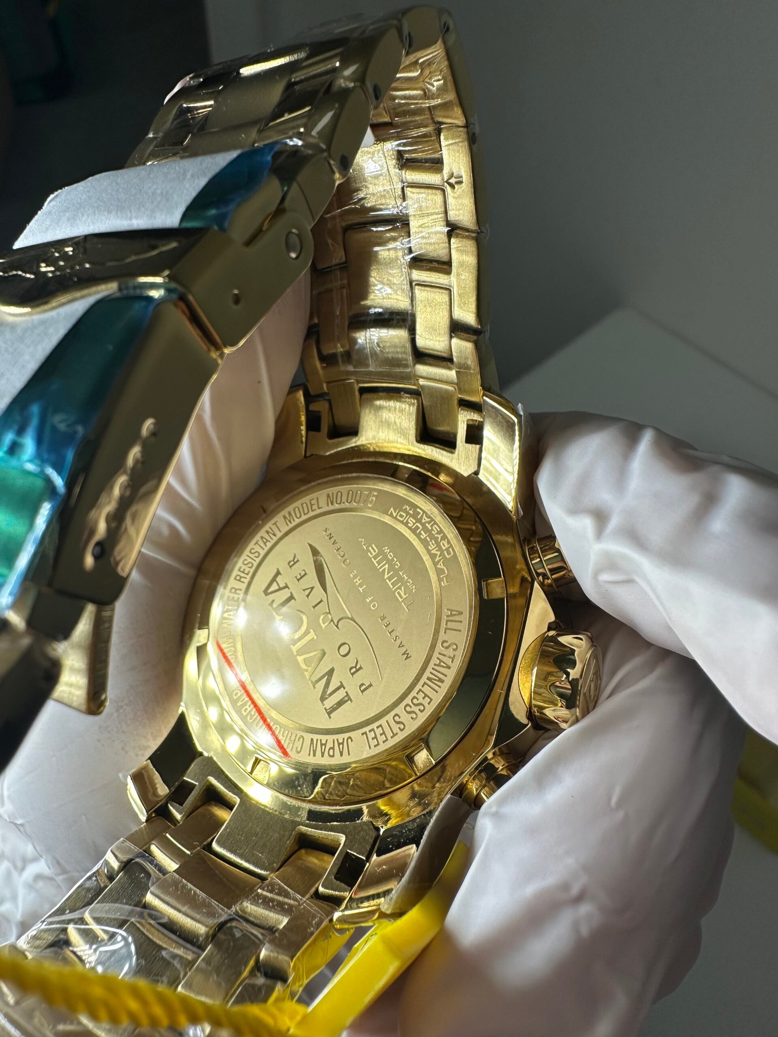 Invicta Pro Diver SCUBA Model (0075) - Men's Watch - 48mm, Gold - Novo (na caixa) - Imagem 2
