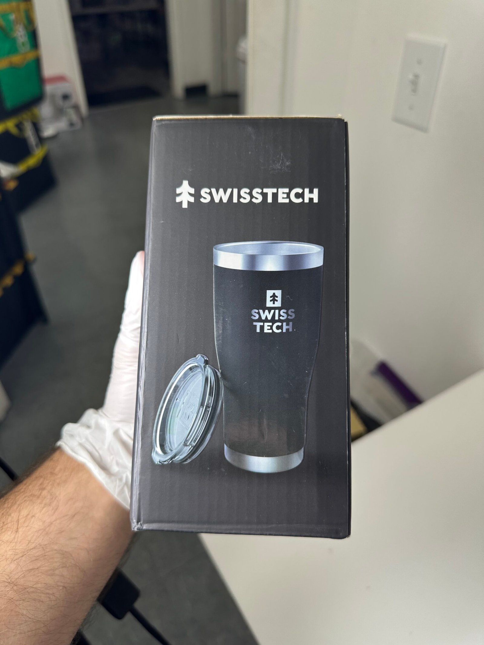 SwissTech - Tubler 20oz Double Wall Vacuum Insulated - Black - Produto Novo (lacrado) - Imagem 3