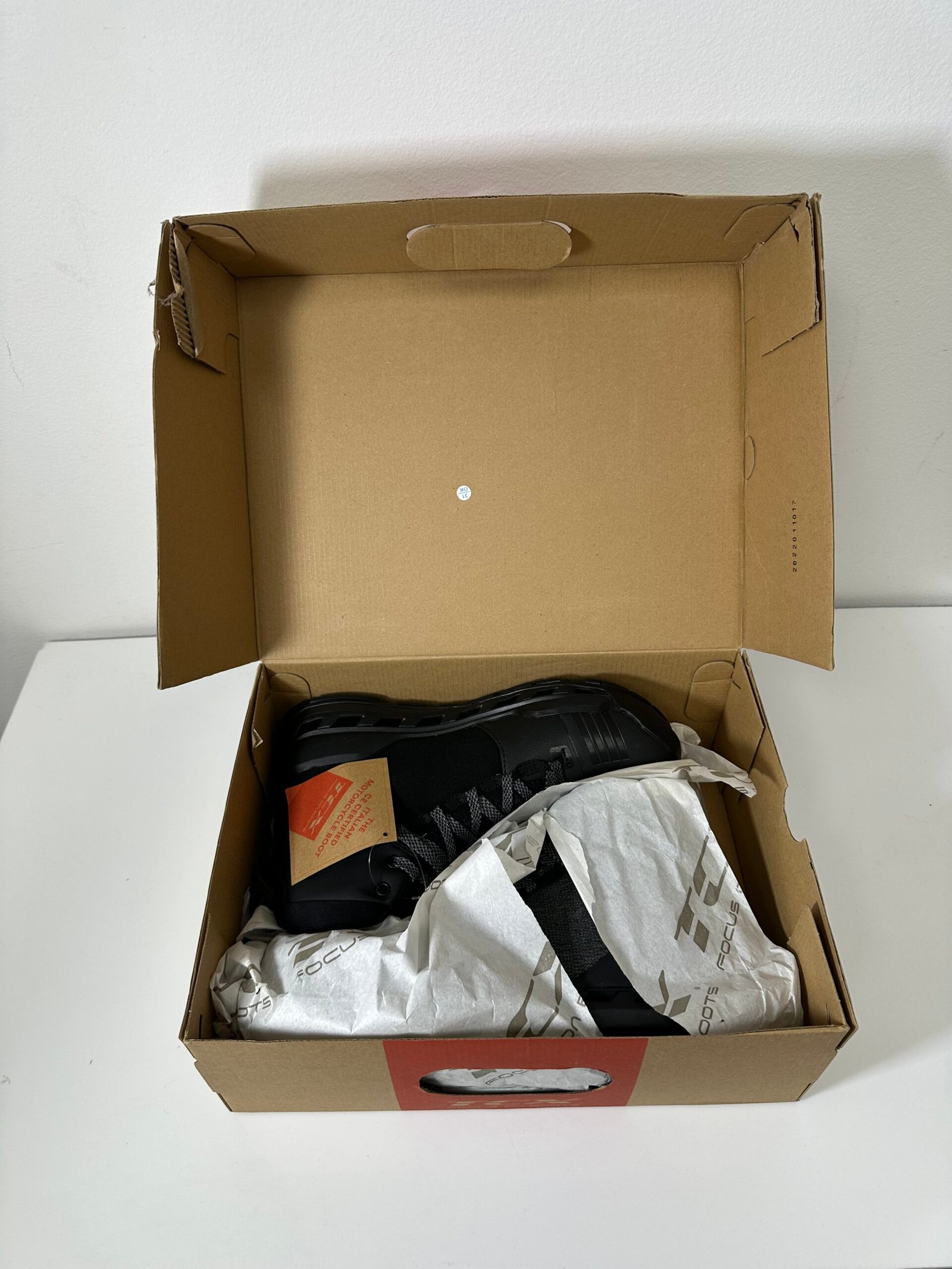 TCX - Tenis Climatrek Surround Gore Tex - Preto e Cinza - Tamanho 8US - Produto Novo (Na caixa) - Imagem 4