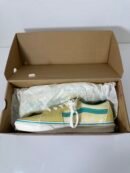Vans - Tenis Sk8-Low Unisex - Tamanho Masculino 9.5US e Feminino 11US - Produto Novo (Na caixa)