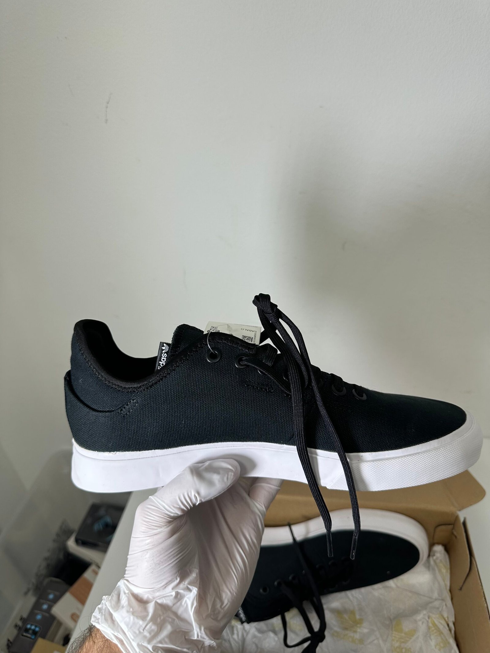 Adidas - Tenis Sabalo - Tamanho 8,5US - Cor Preto - Produto Novo (Na caixa) - Imagem 4