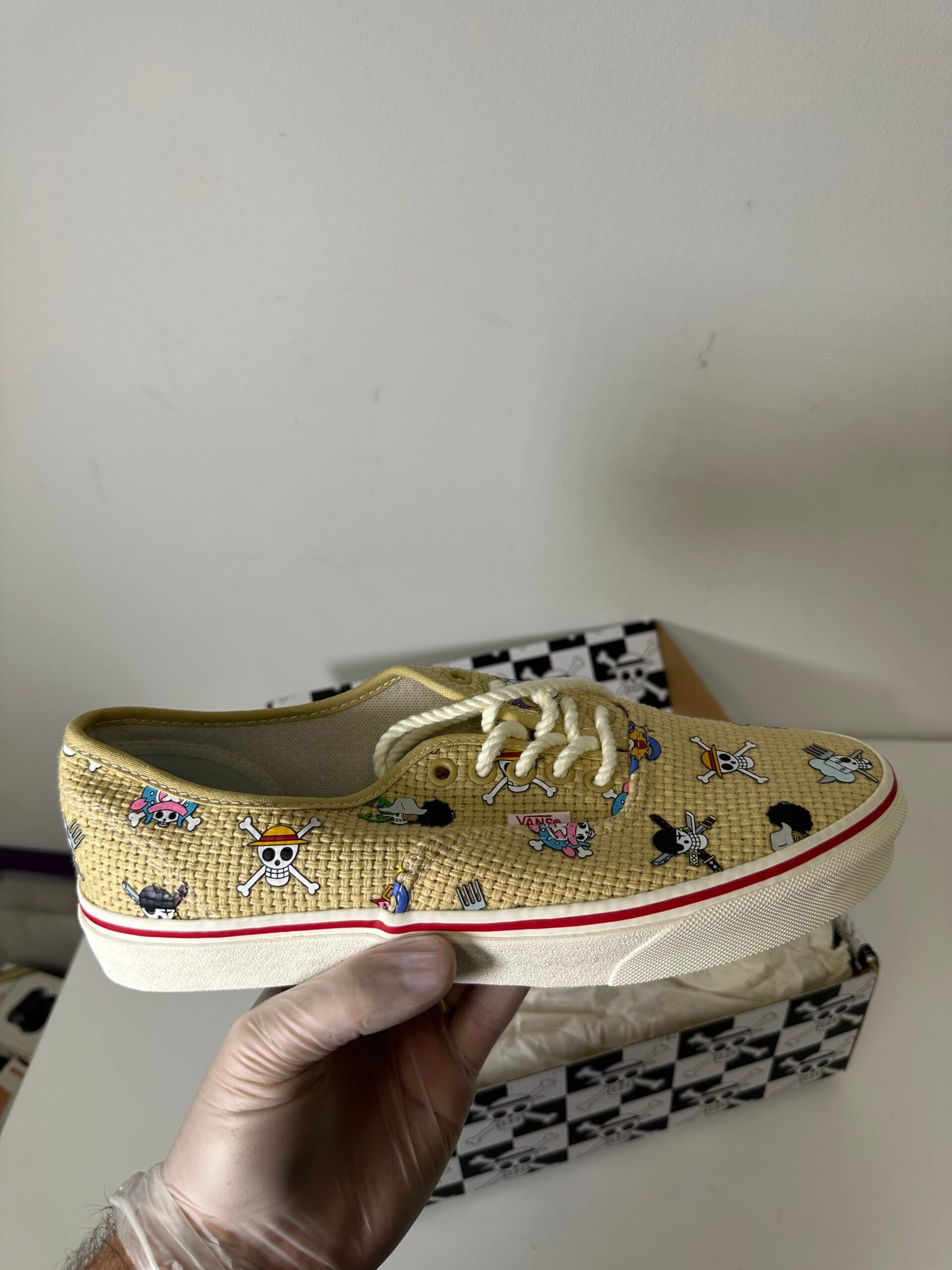 Vans - Tenis Ediçao especial One Piece - Straw Hat Crew - Tamanho Masculino 9US e Feminino 10.5US - Imagem 5