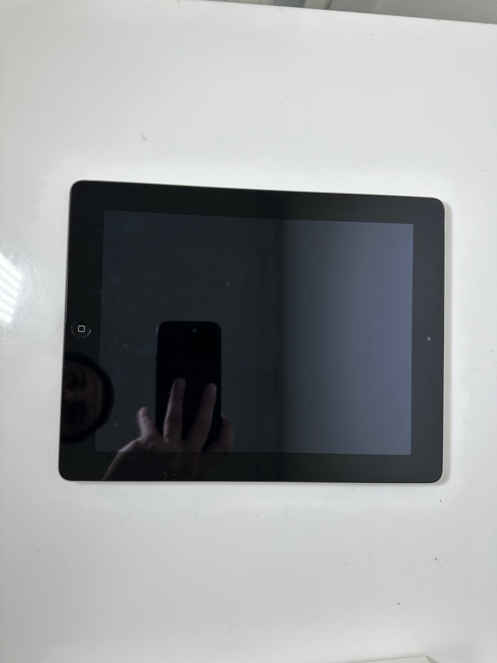 Apple iPad (2th Generation) 16GB Space Gray - Condição: Boa (B+) - Imagem 7