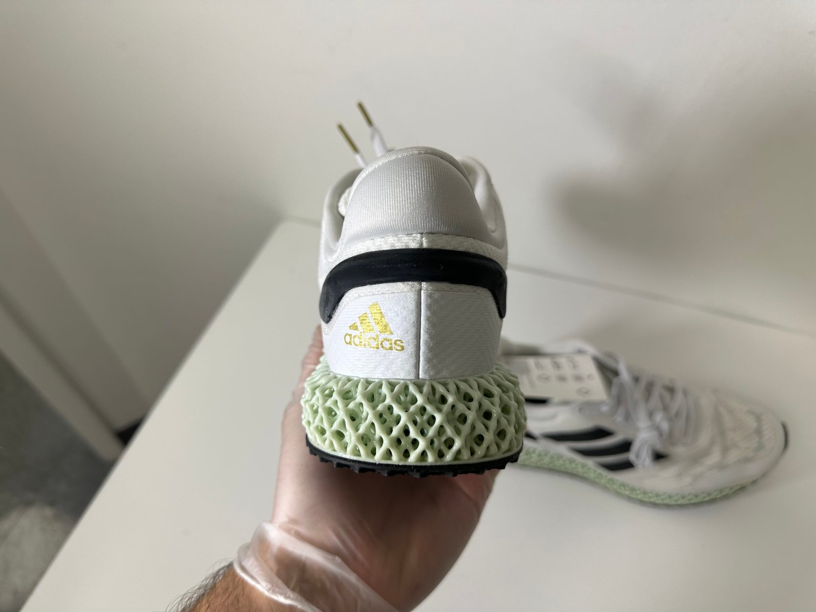 Adidas - Tenis 4D Run 1.0 - Tamanho Masculino 8.5US - Produto Novo (Sem caixa) - Imagem 2