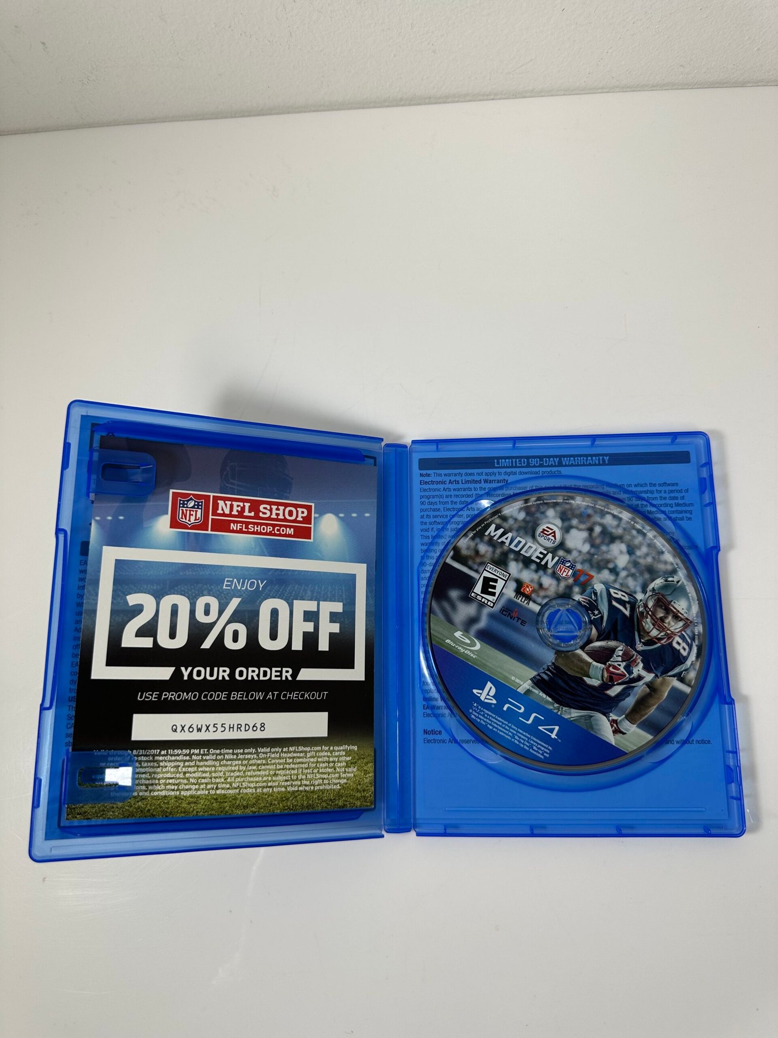 Madden 17 - Playstation 4 - Produto Usado - Imagem 3