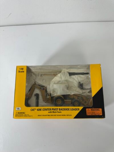 Norscot - Miniatura CAT - CAR 420E Center Pivot Backhoe Loader - Escala 1:50 - Produto Novo (Na Caixa)