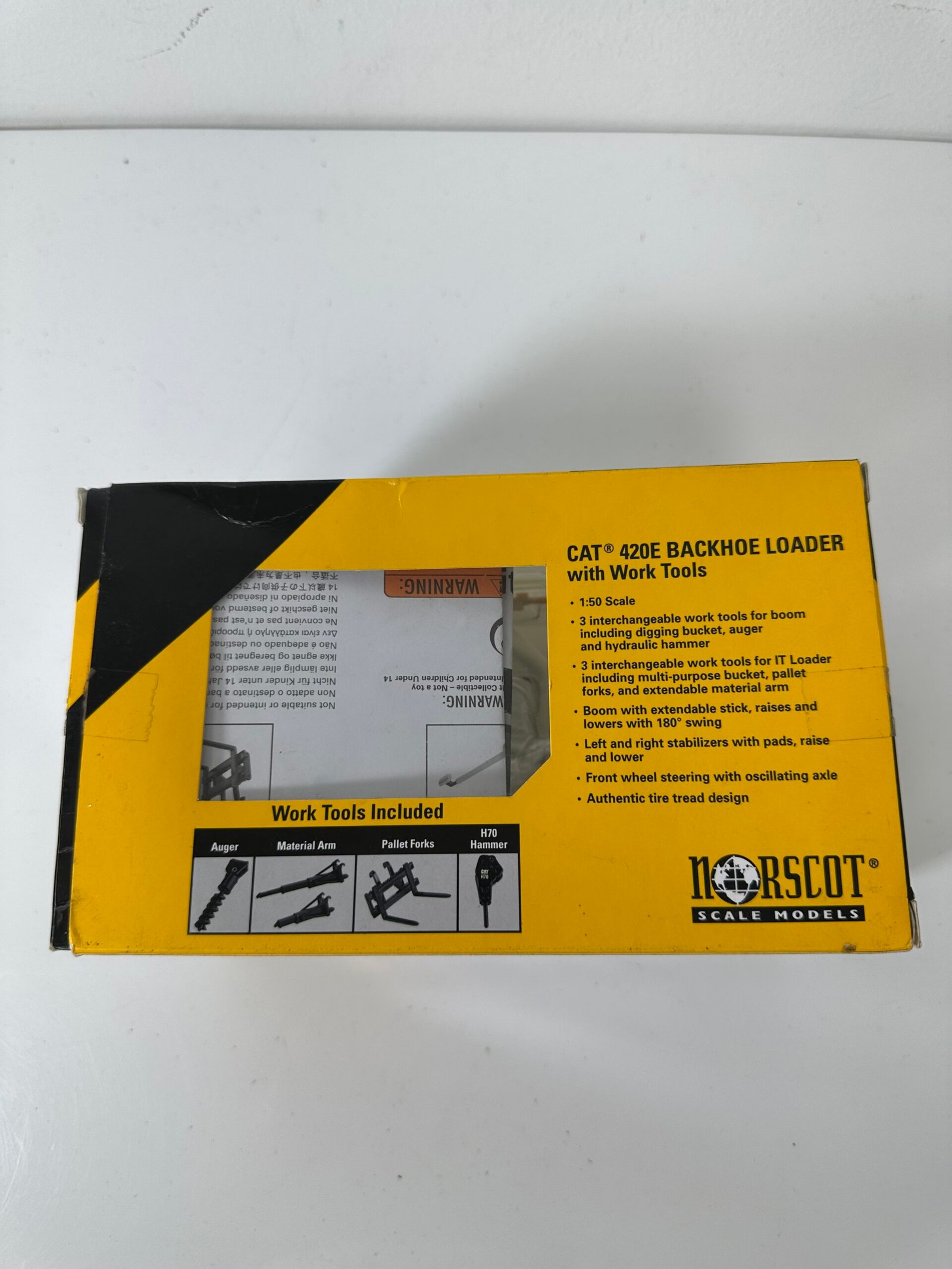 Norscot - Miniatura CAT - CAR 420E Center Pivot Backhoe Loader - Escala 1:50 - Produto Novo (Na Caixa) - Imagem 2