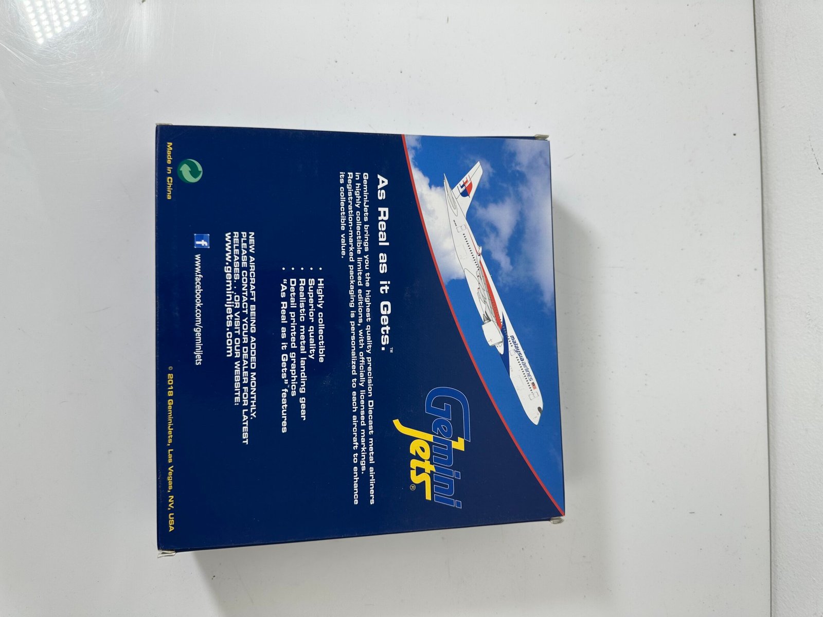 Gemini Jets - Miniatura Malaysia Airlines - Airbus A350-900 - Escala 1:400 - Produto Novo (Na Caixa) - Imagem 2