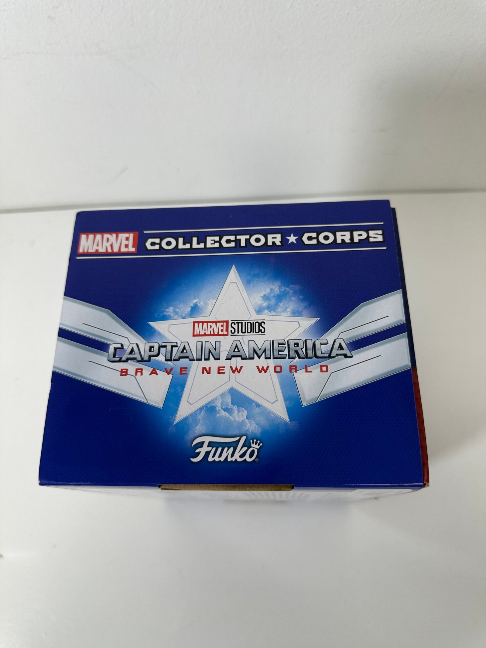 Funko POP! Marvel Studios - Captain America Brave New World - Collector Corps - Produto Novo (Lacrado) - Imagem 2