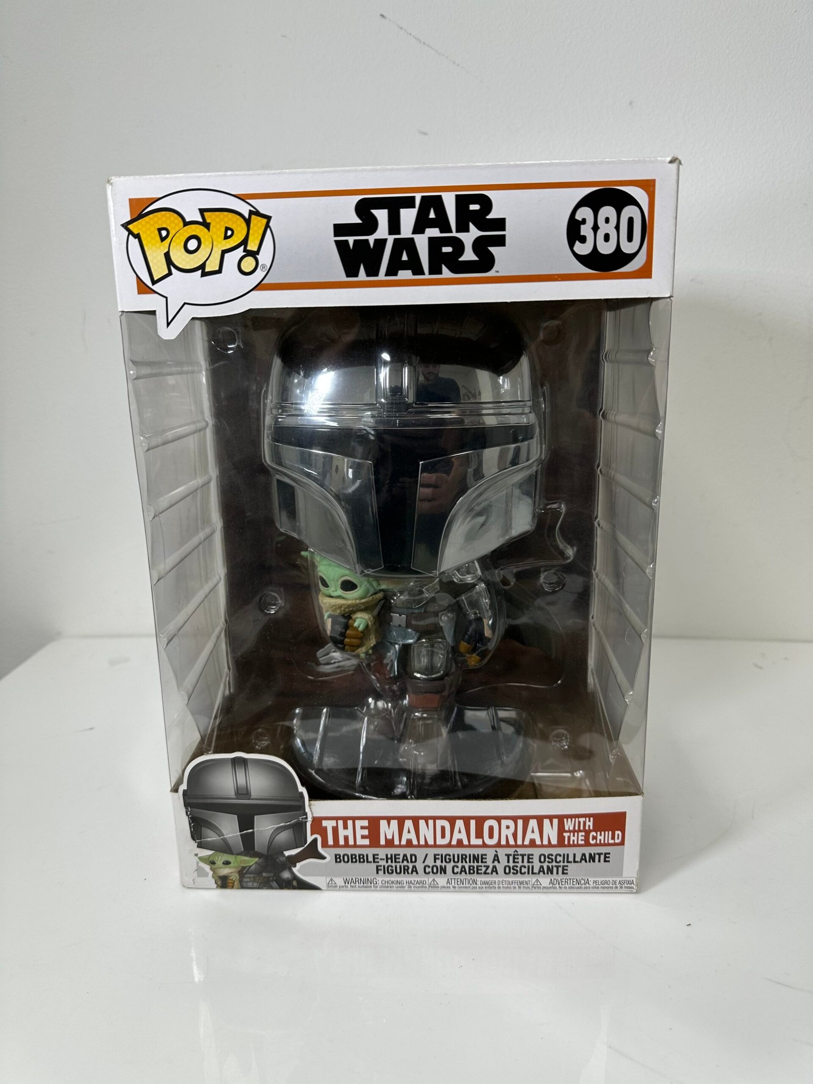 Funko POP! - Star Wars - The Mandalorian With The Child (380) - Produto na Caixa Original