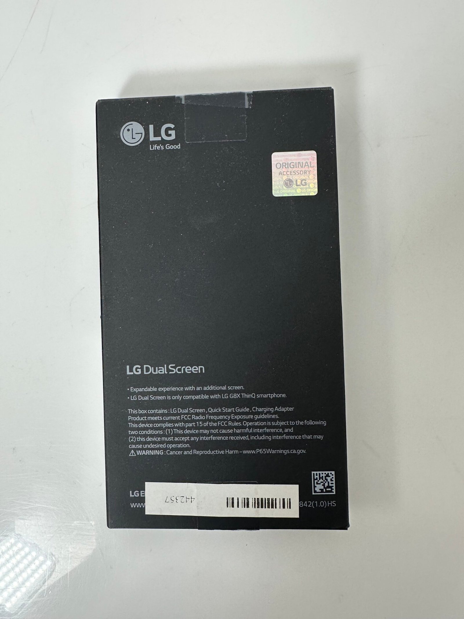 LG Dual Screen - Cor: Preto - Produto Novo (Lacrado) - Imagem 2