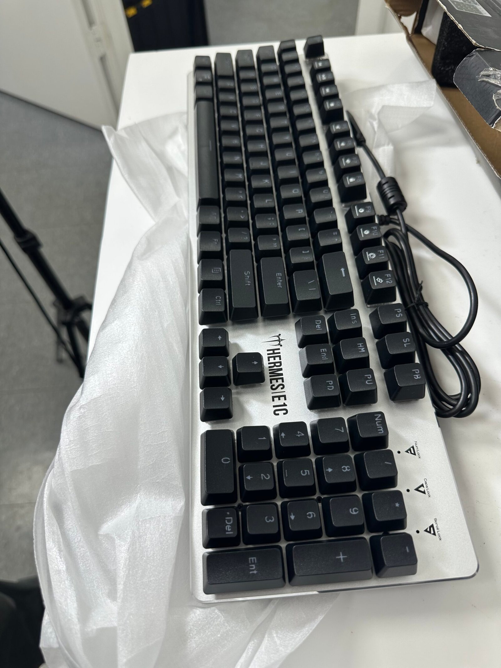 GAMDIAS - Hermes E 1C - 3-IN-1 Gaming Combo - Mechanical Keyboard - Produto Novo (Open Box) - Imagem 2
