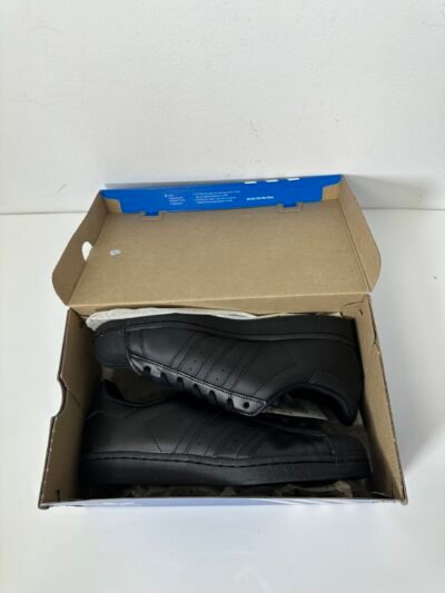 Adidas - SuperStar - Tamanho Masculino 9,5US - Produto Novo (Na Caixa)