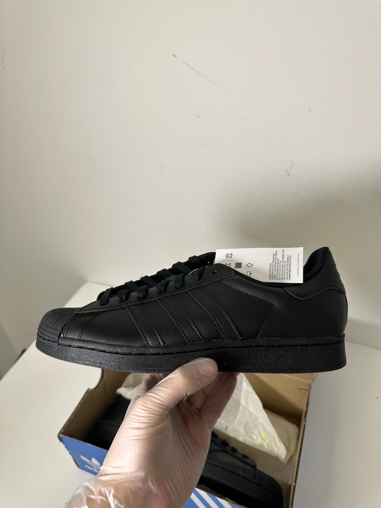 Adidas - SuperStar - Tamanho Masculino 9,5US - Produto Novo (Na Caixa) - Imagem 2