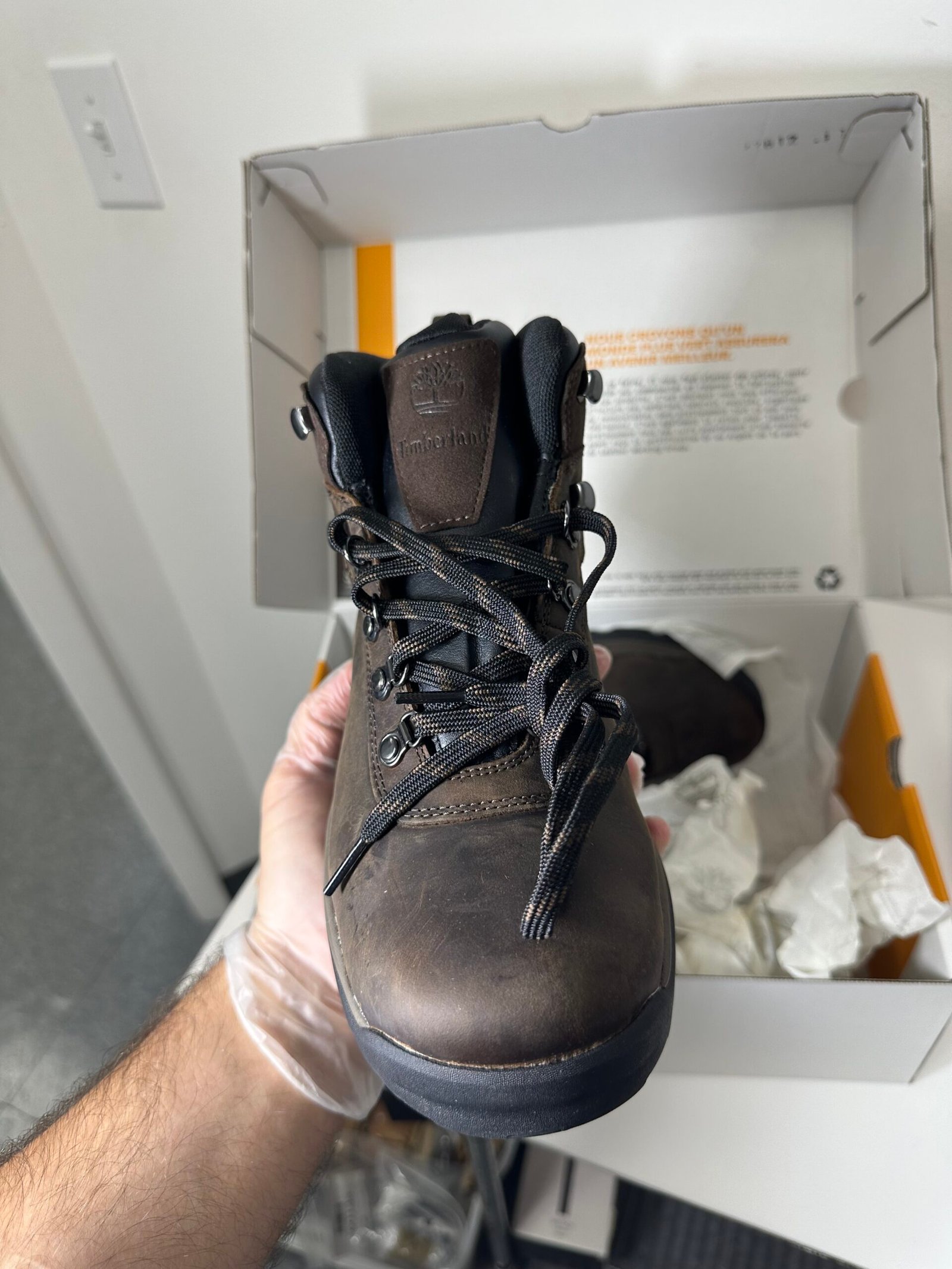 Timberland - Flume Waterproof Mid Hiker - Tamanho Masculino 8.5US - Produto Novo (Na Caixa) - Imagem 3
